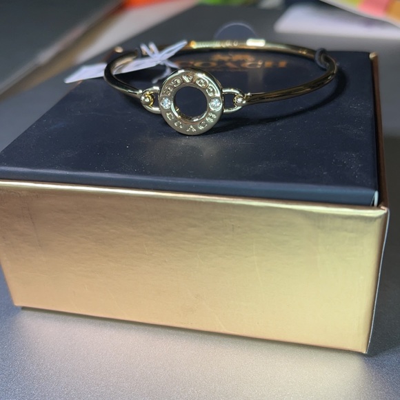 Coach Open Circle Gold Color Bangle Bracelet. - Picture 3 of 6